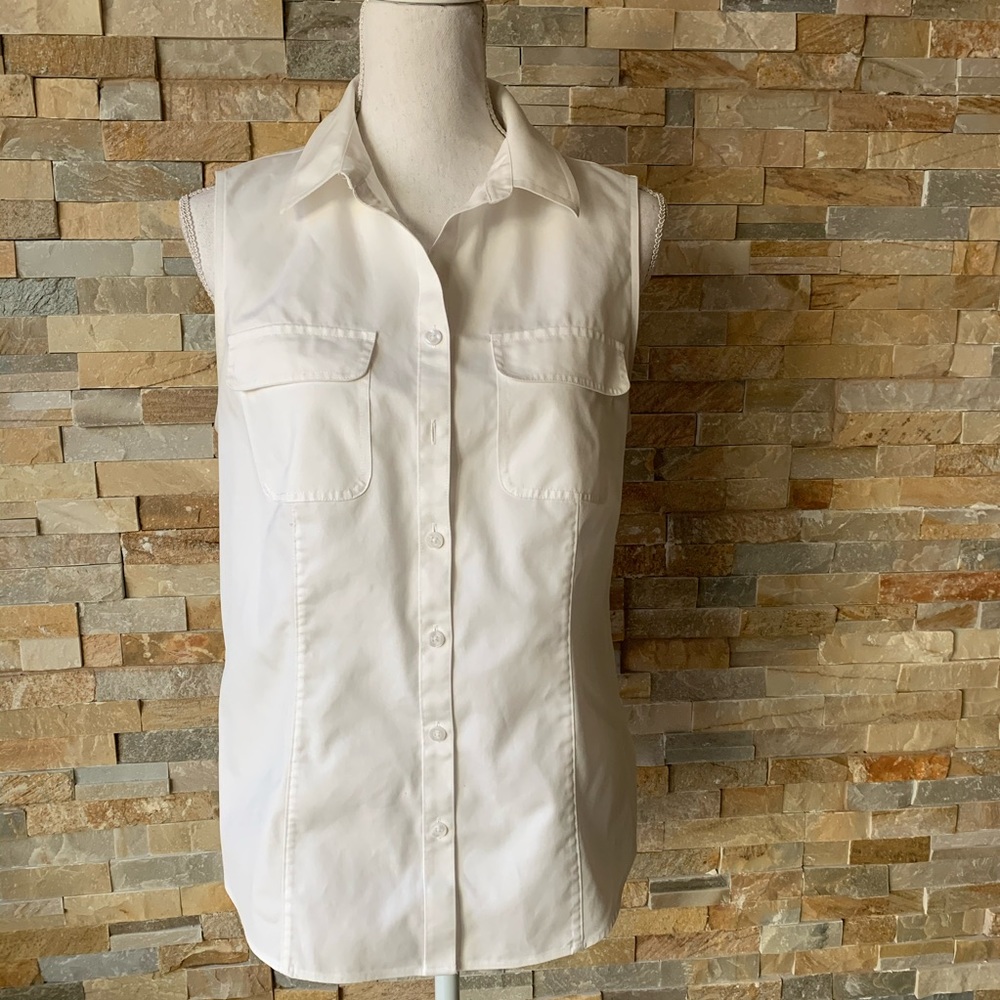 Chico’s sleeveless shirt